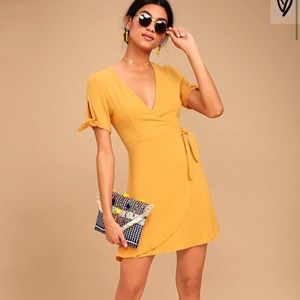 NWT Lulu’s Yellow My Philosophy Dress - size small